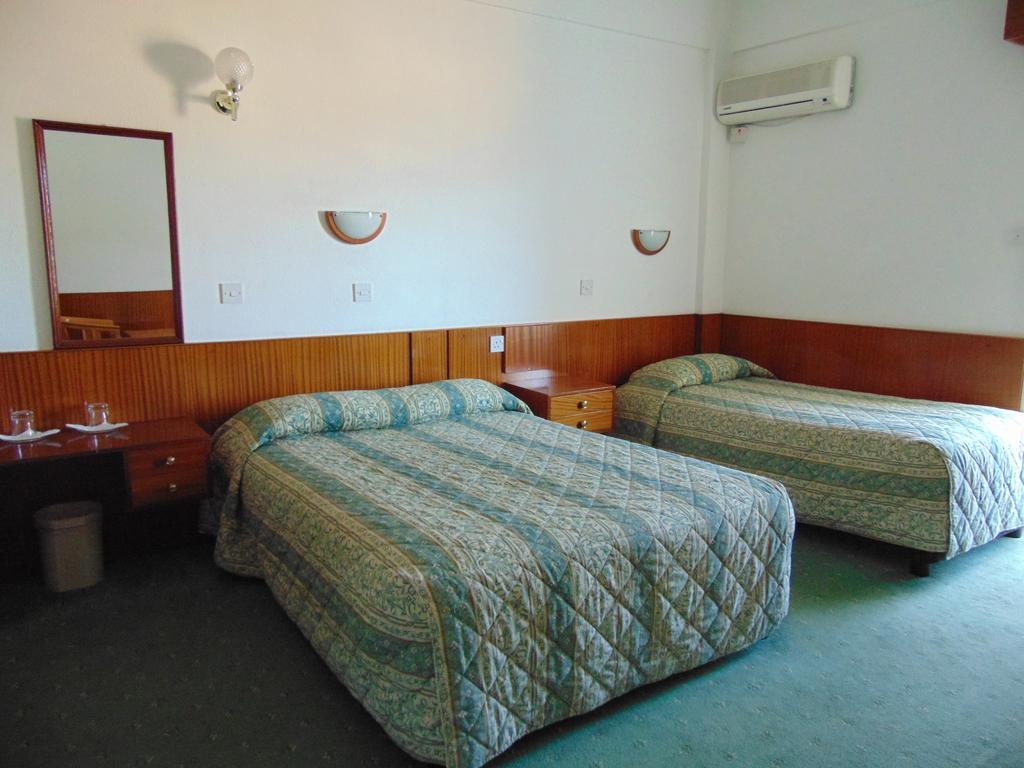 Hellas Hotel Kakopetria Oda fotoğraf