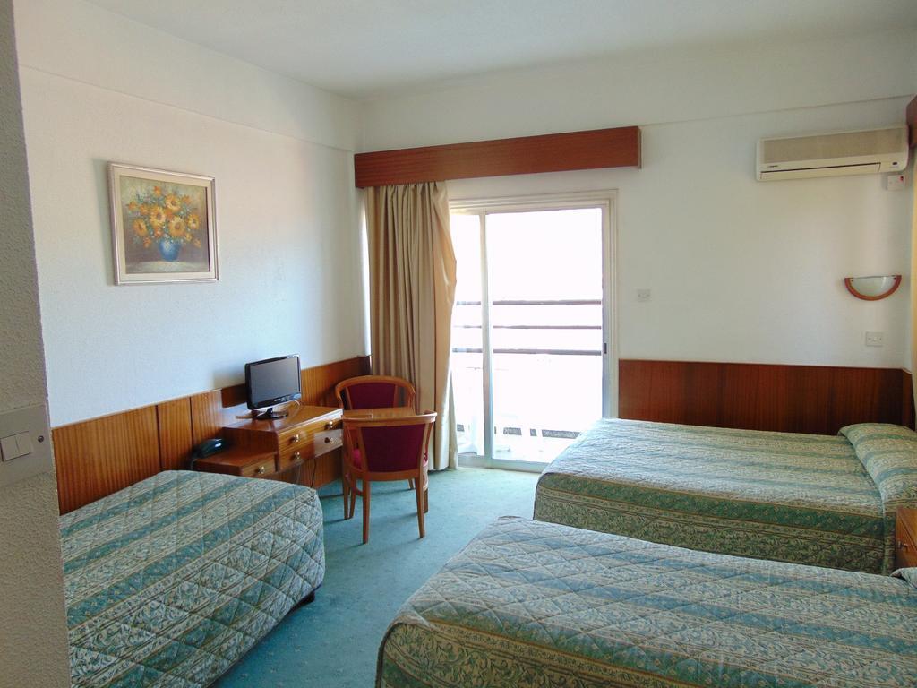 Hellas Hotel Kakopetria Oda fotoğraf