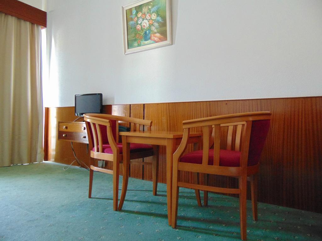 Hellas Hotel Kakopetria Oda fotoğraf